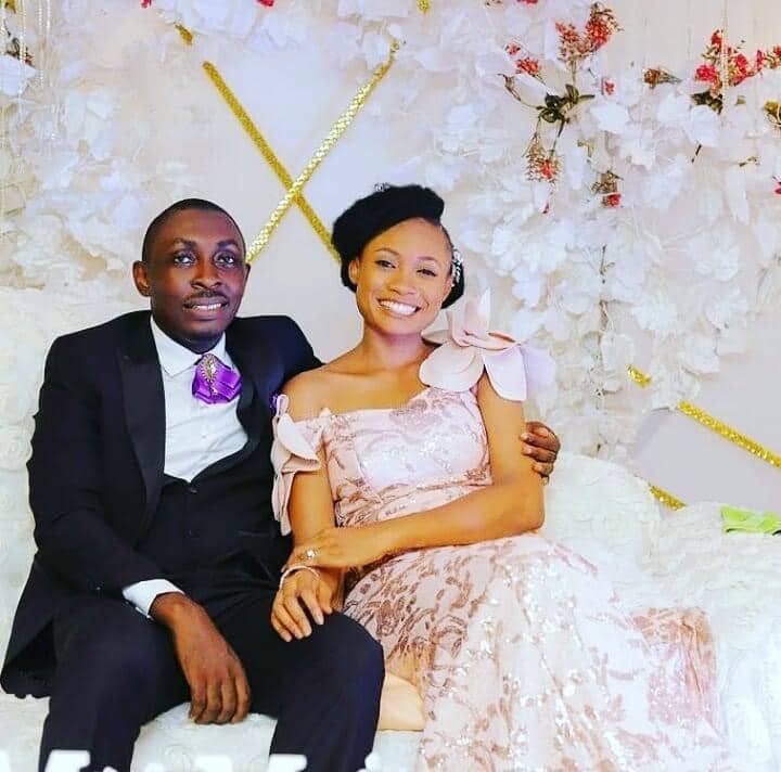 Gold Chiavari chairs setup